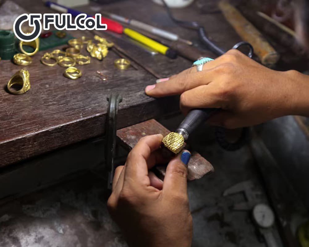 Brass Jewelry Manufacturer Leading Polishing Technology